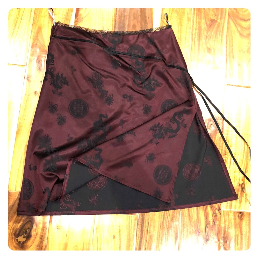 Sateen silk skirt